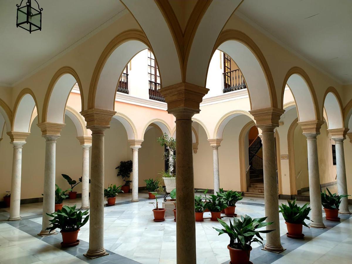 Sherryflat Palacio - Parking Jerez de la Frontera Extérieur photo