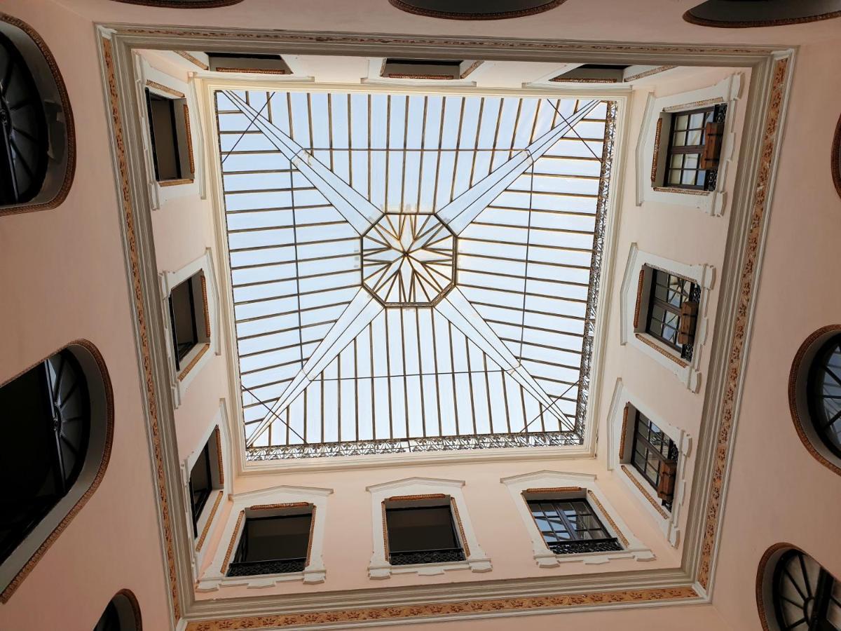 Sherryflat Palacio - Parking Jerez de la Frontera Extérieur photo